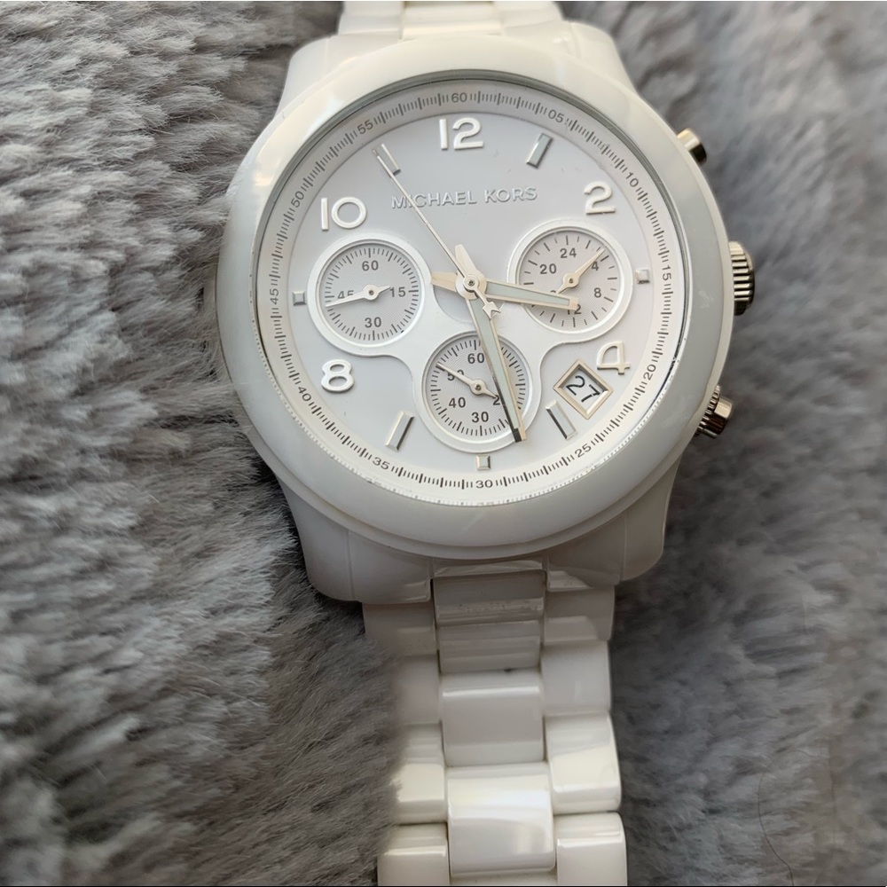 MICHAEL KORS creamic watch